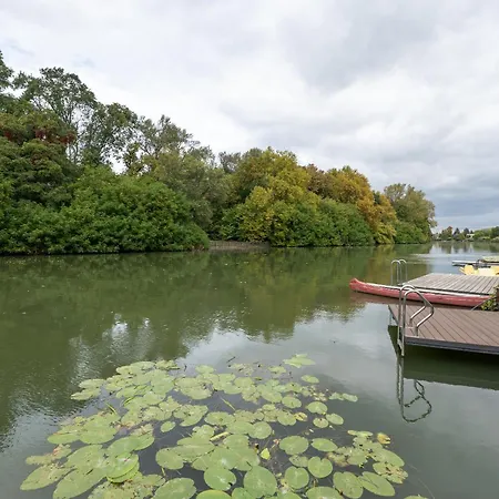 別荘 Arboretum Nyaralo - Kuelteri Jakuzzival *